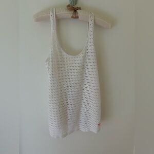 00’s VS PINK White Crochet Tank
Size: Extra Small
Used (Like New)